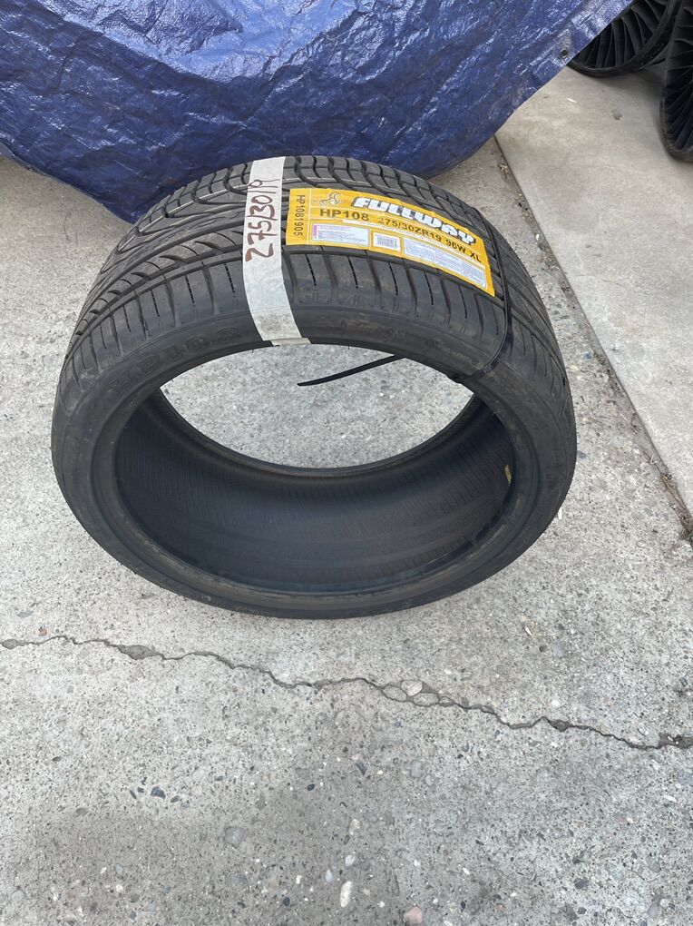 275/30/19 NEW FULLWAY TIRE