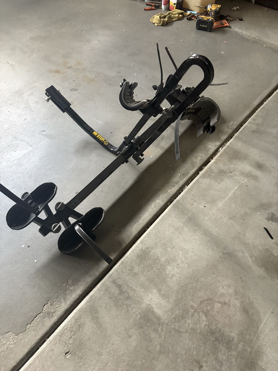 Saris Freedom 2-Bike Hitch Rack