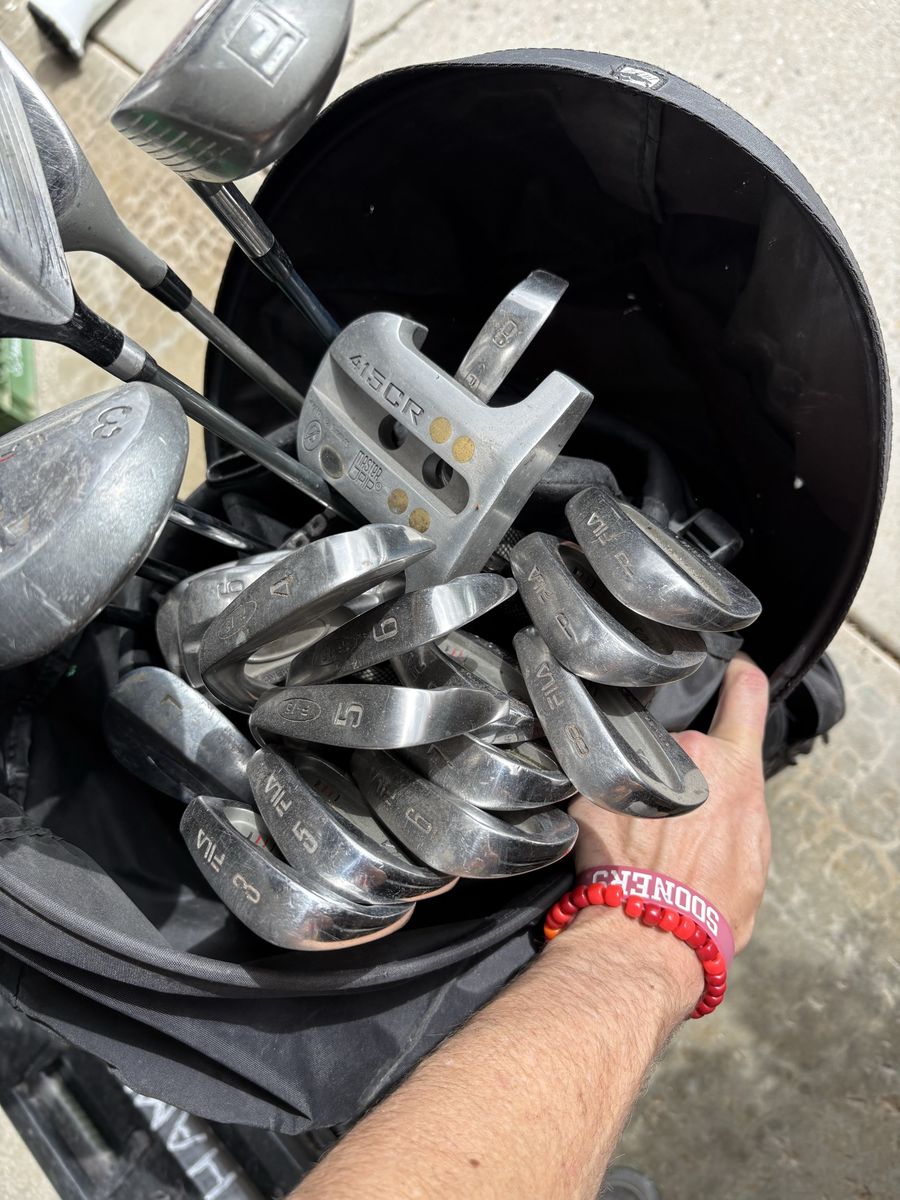 Set of golf, clubs, and golf bag included $40