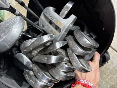 Set of golf, clubs, and golf bag included $40