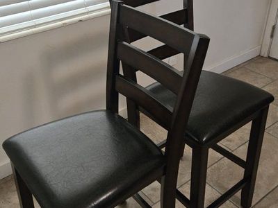 Set of 2 Dark Wood Bar Stools with Black Padded Seats - Counter Height Chairs