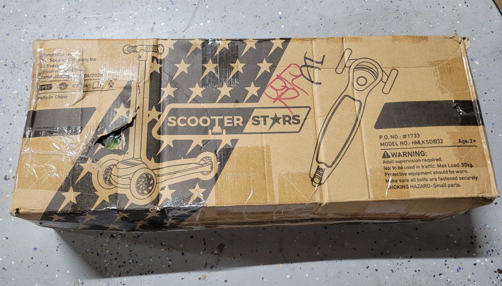NIB Dinosaur- light up- 3 wheeled scooter