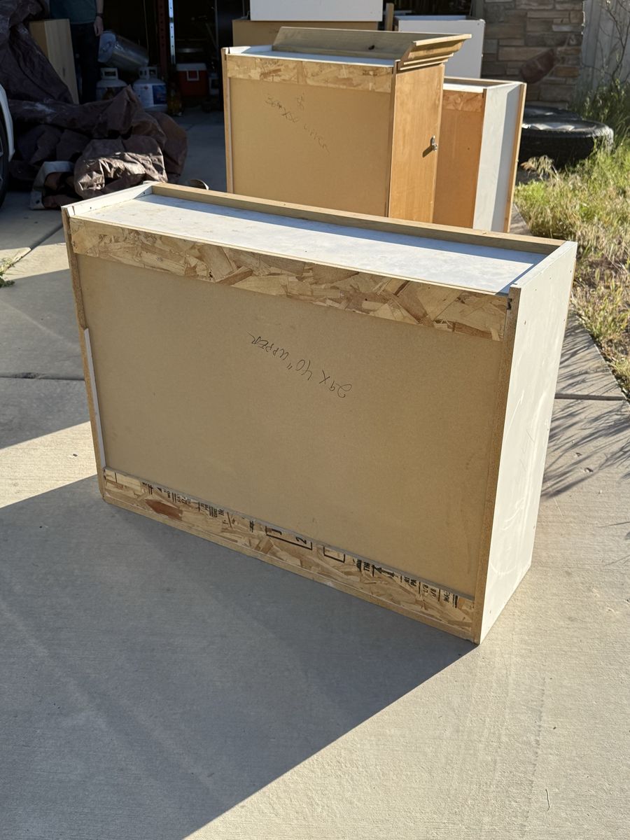 Main image 6