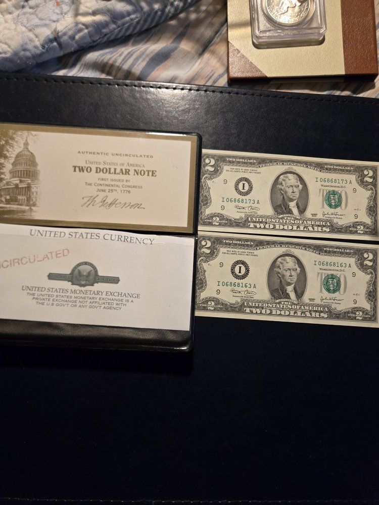 Authentic Uncirculated United States Two Dollar Notes (2)