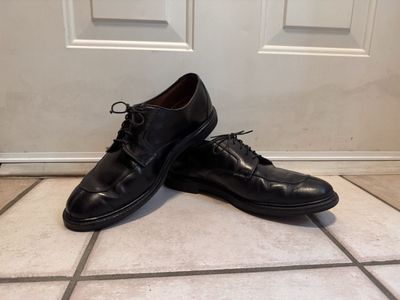 Allen Edmonds Men’s 11 US Leather Shoes