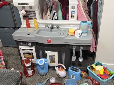 Play kitchen