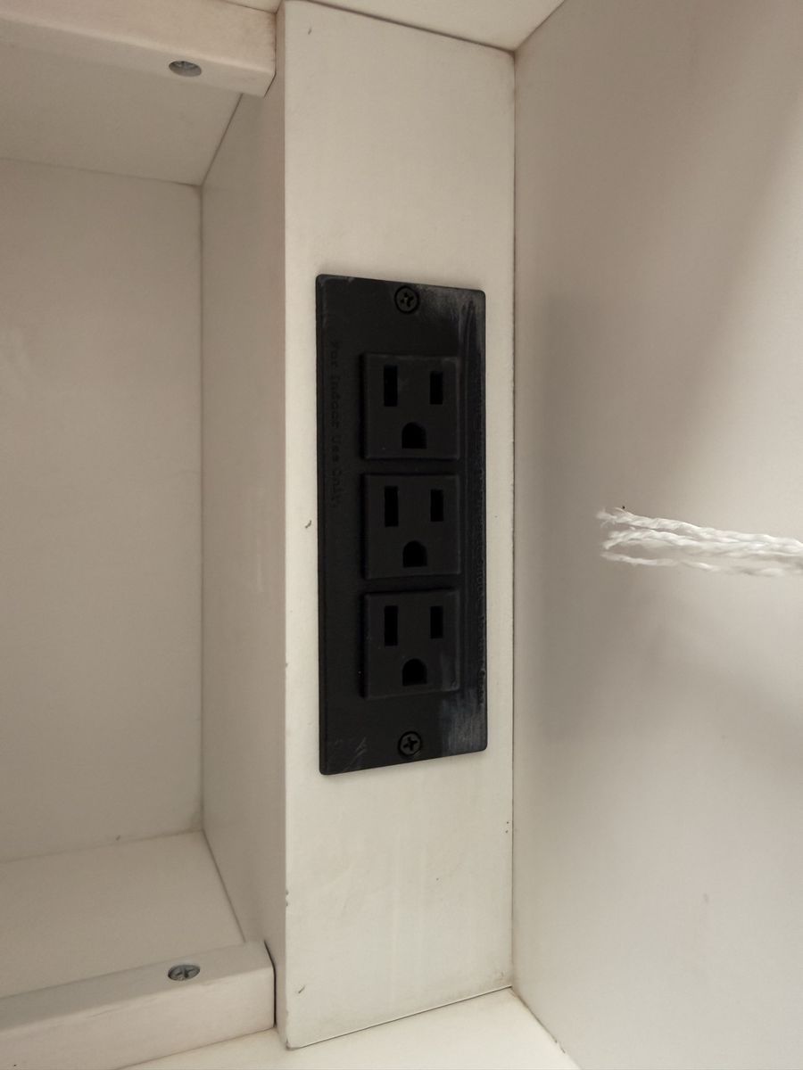 Main image 10