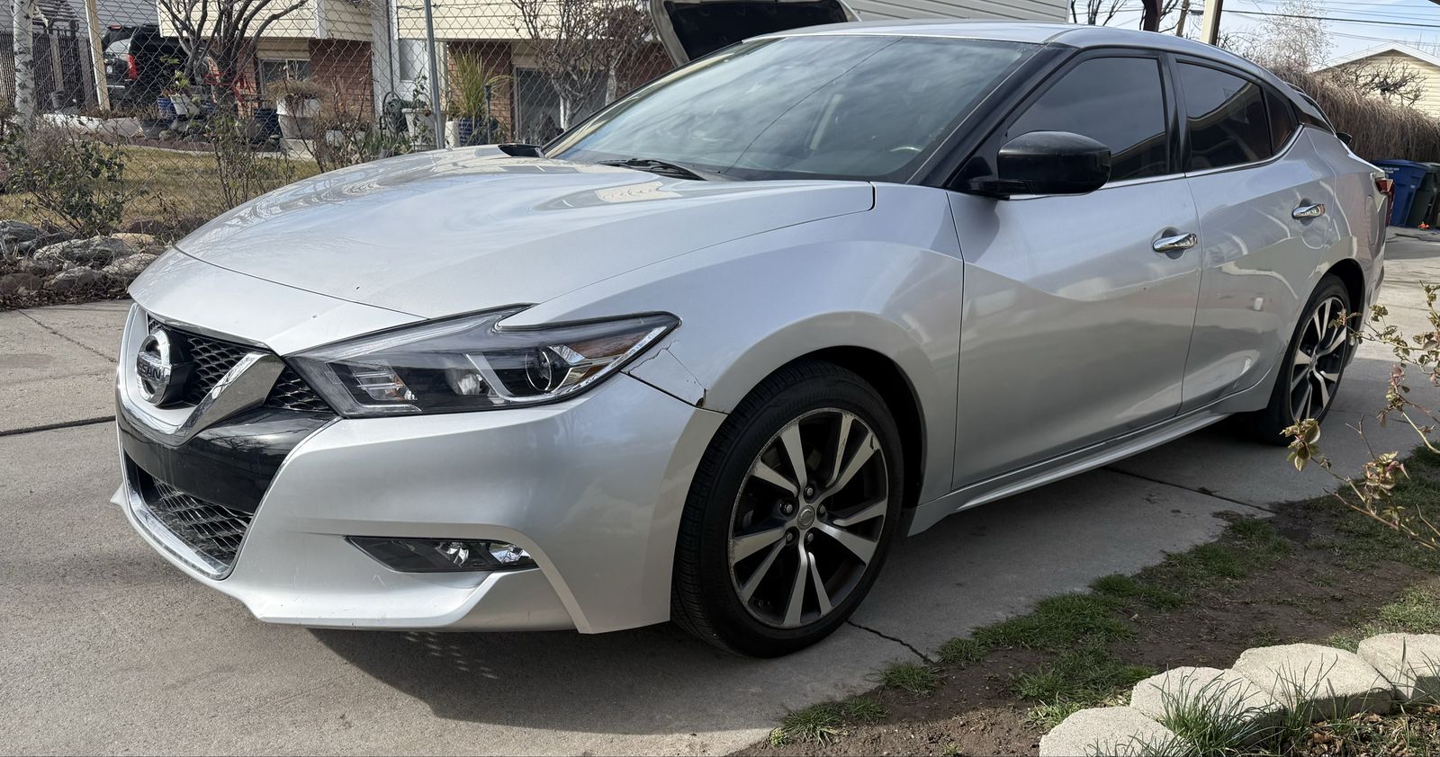 2017 NISSAN MAXIMA