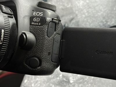 Canon 6d ii bundle