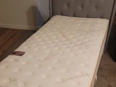 Saatva Classic twin xl mattress and bed frame