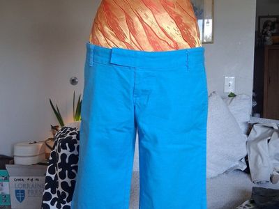 Lucy love low rise shorts sz lg