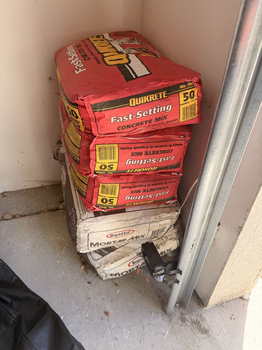 Quikrete Fast-Setting Concrete Mix & Rapid Set Mortar Mix - 50lb Bags