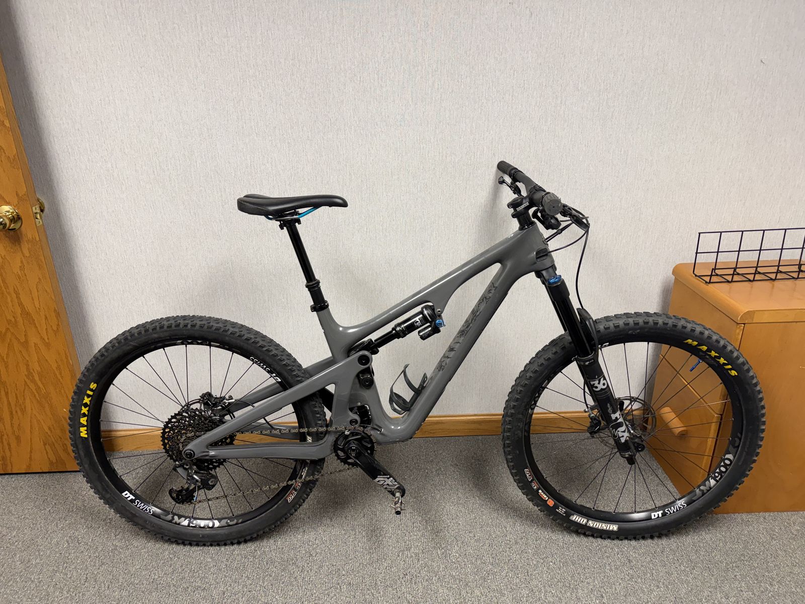 2021 Yeti SB140 Medium