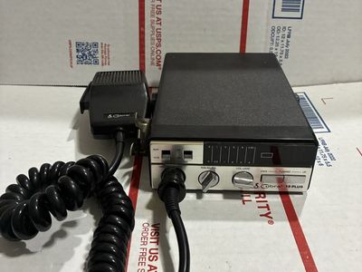 Cobra 19 Plus CB Radio with Microphone - Compact & Reliable 40-Channel Communication