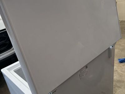 Deep freezer chest