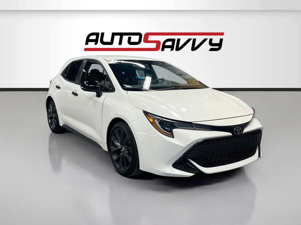 2022 Toyota Corolla Hatchback SE Nightshade Edition