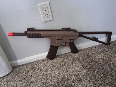 Airsoft gun