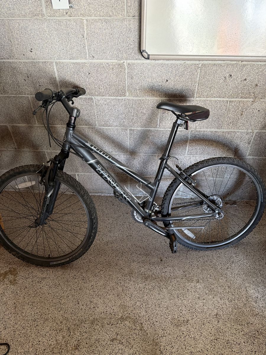 Trek 3900 Mountain Bike - Gray