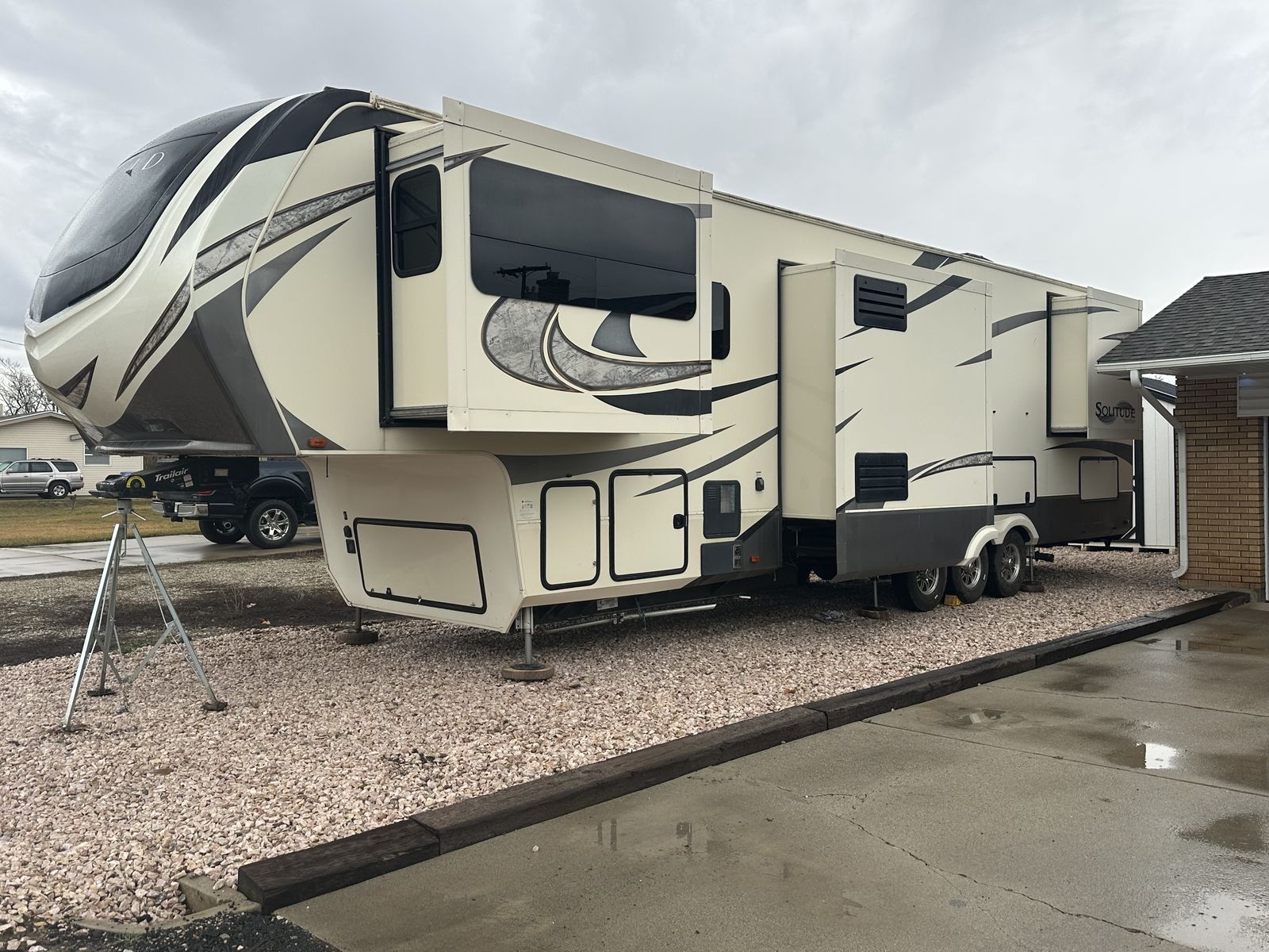 Solitude Grand Design 41.5 ft 5th Wheel