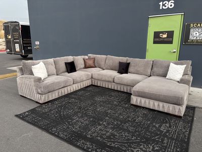 Large Ashley Furniture Sectional (Can Deliver)