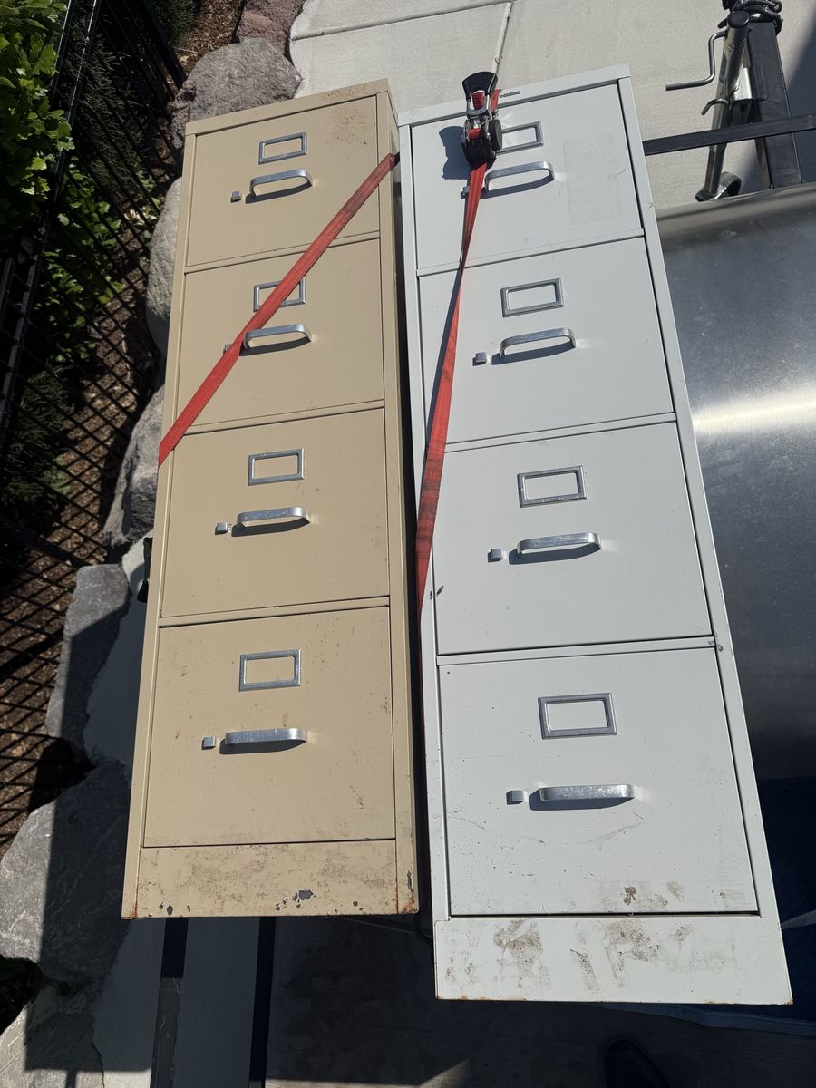 Metal Filing Cabinets w/ 4 drawers