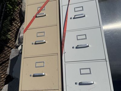 Metal Filing Cabinets w/ 4 drawers