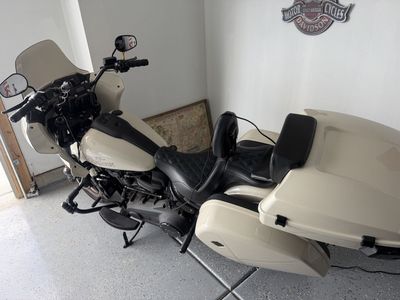 Harley-Davidson Low Rider ST Touring Motorcycle with Saddlebags & Windshield