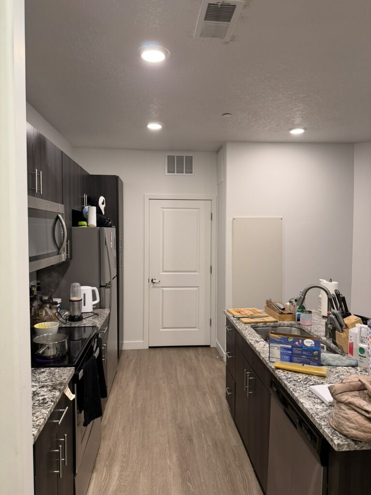 Room For Rent/ Cuarto En Renta