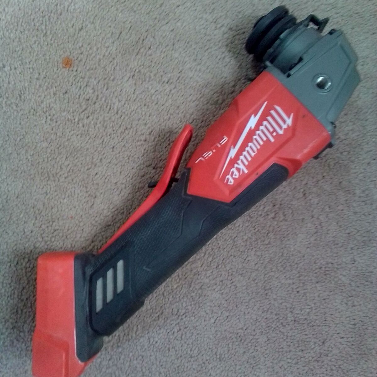 Milwaukee 4 1/2"/5" Fuel Grinder