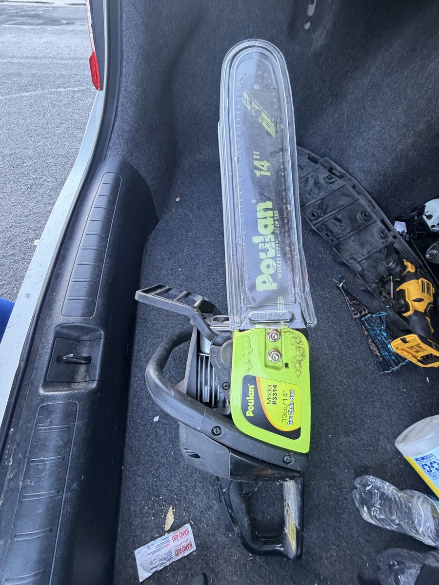 Poulan P3314 33cc 14" Gas Chainsaw