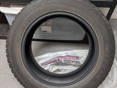 225 / 60R18 Blizzak Snow Tires