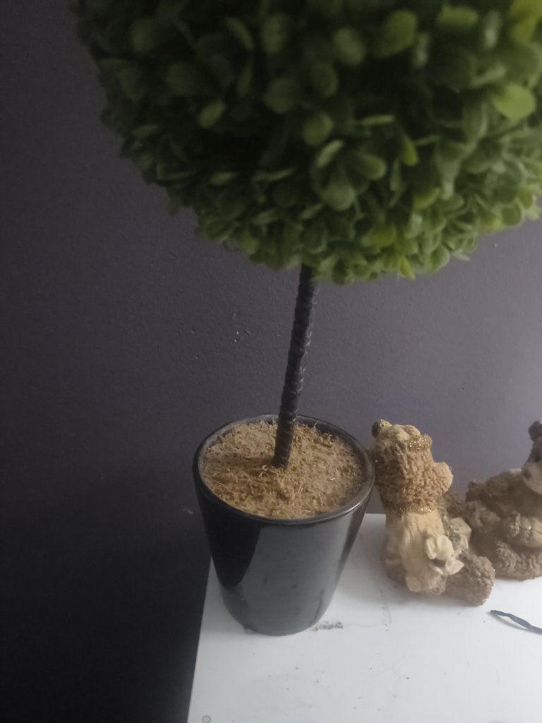 Artificial Topiary Plant in Black Ceramic Pot - Decorative Greenery