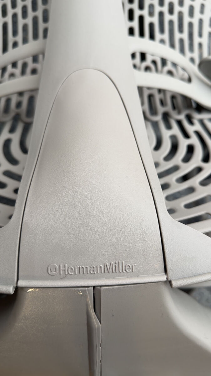 Herman Miller MIRRA ergonomic office gaming chair