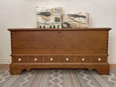 Vintage Lane Cedar Chest