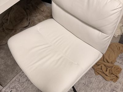 Like new pleather office chair