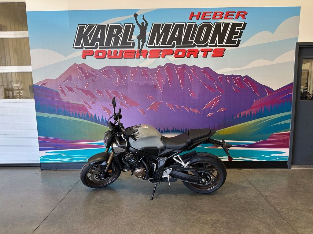 2025 Honda® CB650R E-Clutch