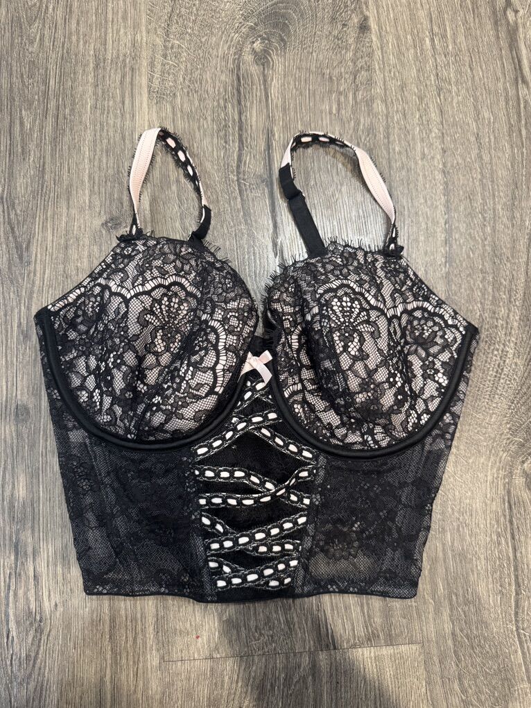 Nice Victorias Secret Bustier size Small - DD