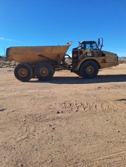 2012 CAT 740B CAT Wagon