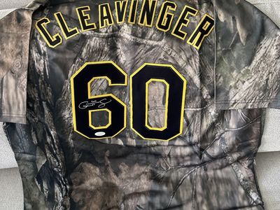 Garrett Cleavinger Signed Tampa Bay Rays Camo Jersey – JSA Witnessed