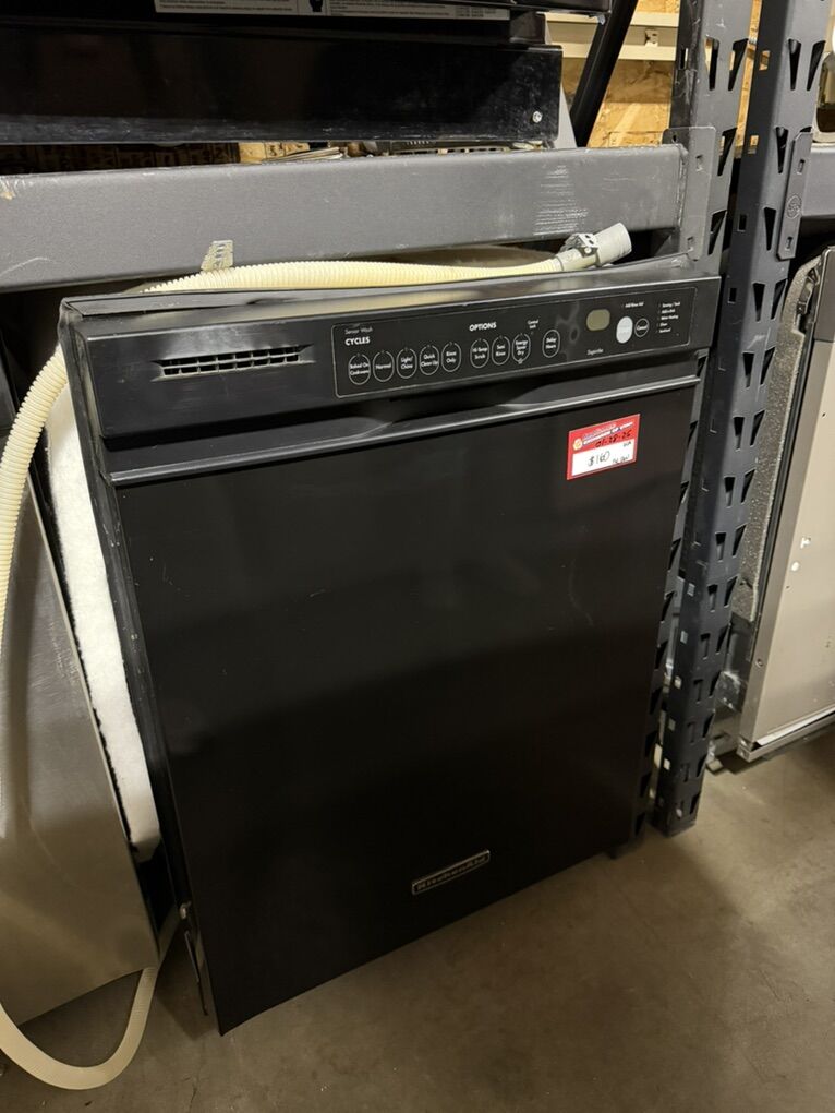 GOOD CONDITION KITCHENAID BLACK DISHWASHER
