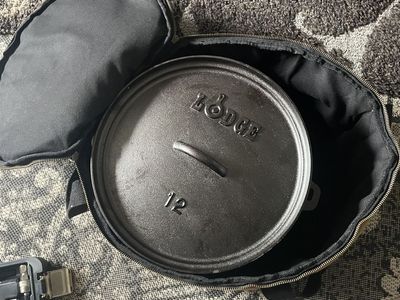 12” Lodge New 8 quart w/ carrying case