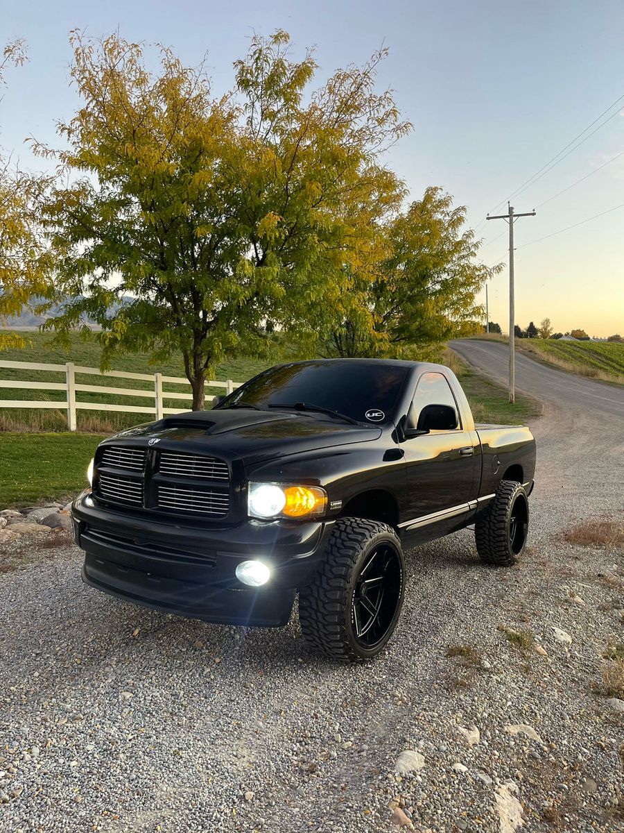 2005 Dodge Ram 1500 SLT