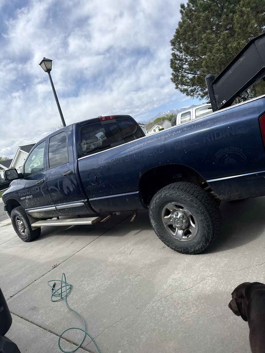 2005 Cummins Part Out