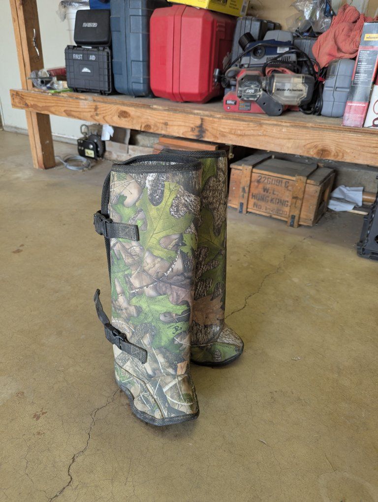 Snake gaiters