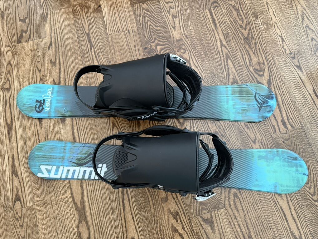 Skiboard / Snowblade For Sale (Like New)