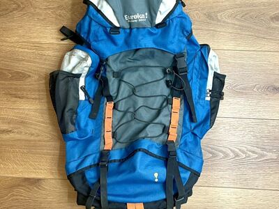Eureka GetAway 3900 Backpack w Rain Cover Internal Frame