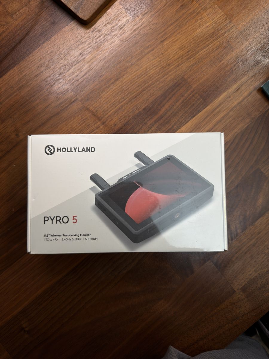 Hollyland Pyro 5 Wireless Monitor (BRAND NEW SEALED)