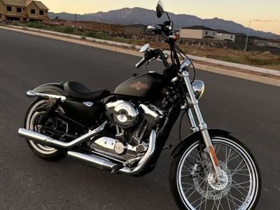 2016 Harley-Davidson Seventy-Two (XL1200V)