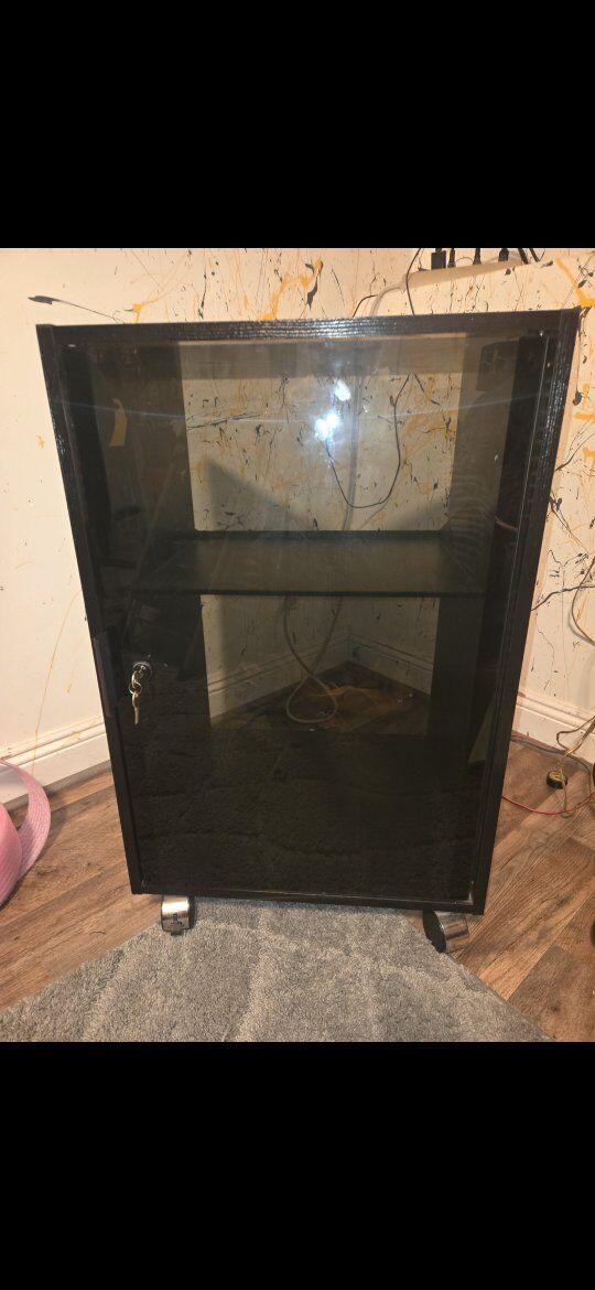 media console/ entertainment center w/ key