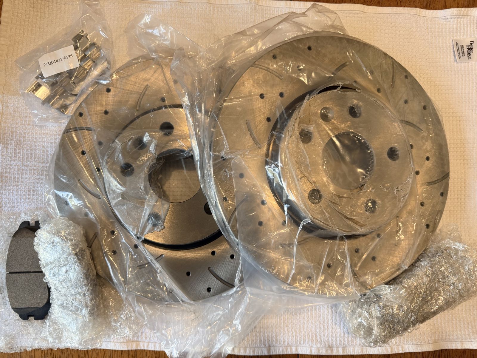Front New Drilled & Slotted Brake Rotors and Pads Set for Chevy equinox, impala Malibu, GMC terrain, Buick regal